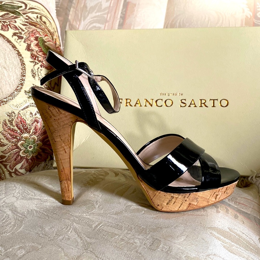 Sandals with straps 7.5M